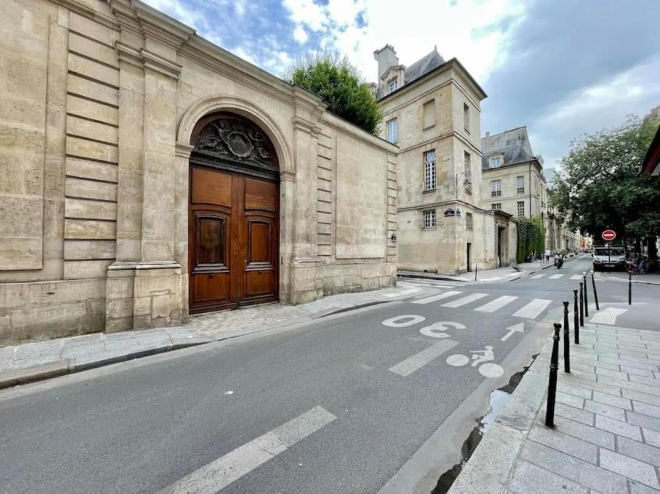 شقة La Galerie Des Archives-Unique And Elegant Gem-Marais باريس المظهر الخارجي الصورة